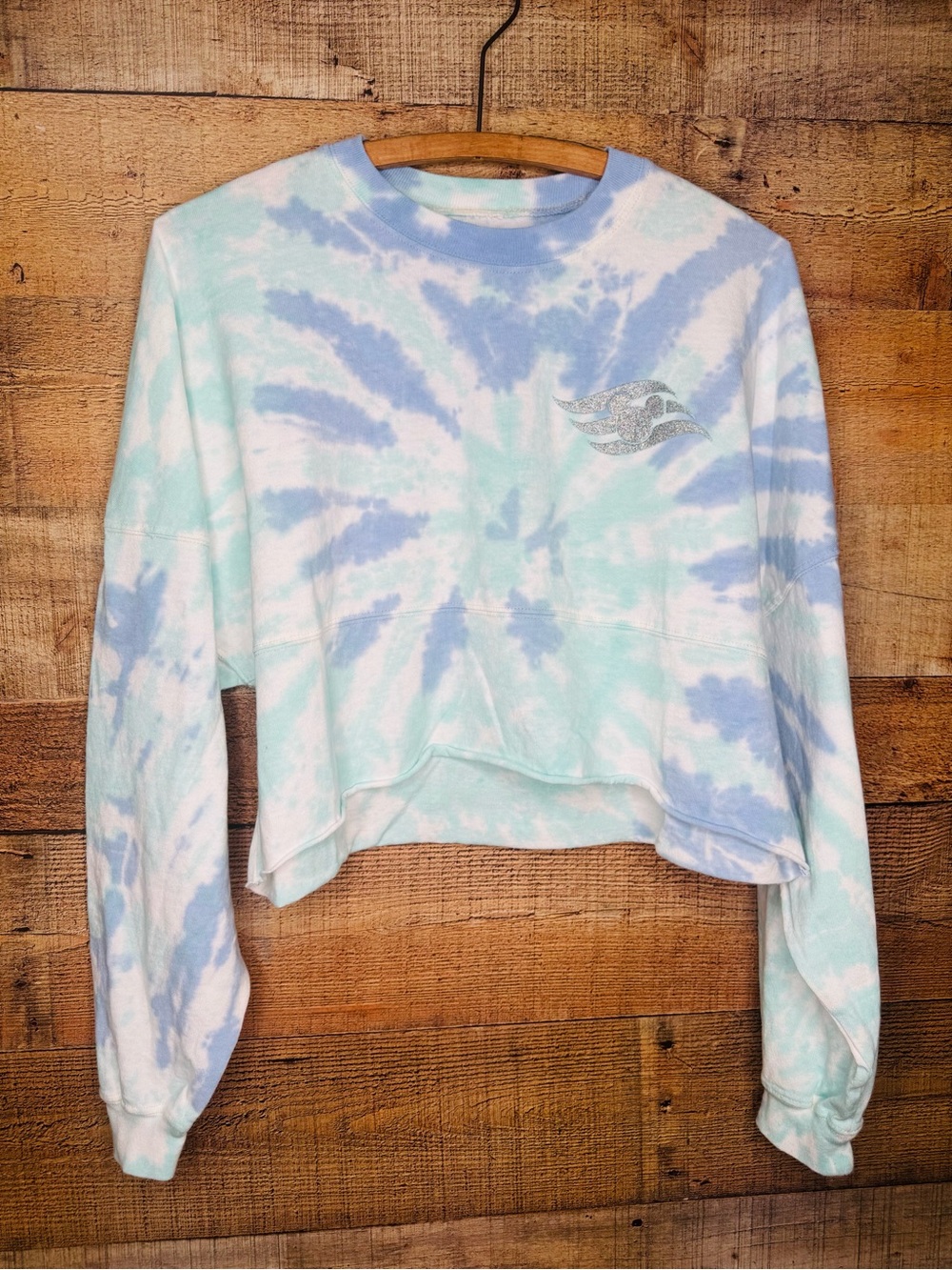 NWT Disney Cruise Line Castaway Cay Blue Tie-Dye Crop Spirit Jersey Size S